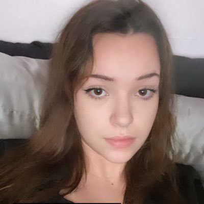 FaFaith_'s profile picture. chicken 🐓 wing 🍗 chicken 🐓 wing 🍗 hot 🥵 dog 🐶 and 🚪 baloney