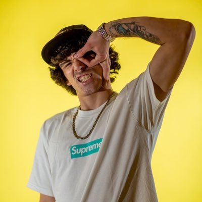 cdeletto's profile picture. dubstep and skateboarding