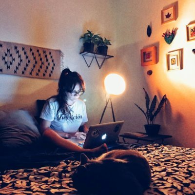 sandvanegas's profile picture. 