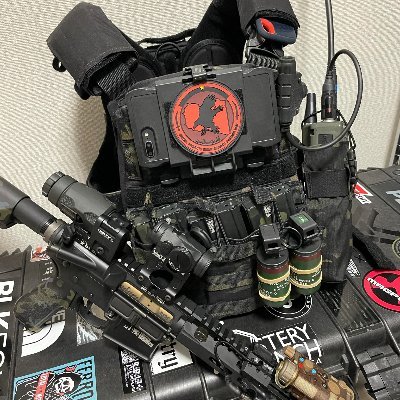 knosatu's profile picture. その辺にいる社内SEのおっさん
情報系の技術については特につぶやきません
ただの鉄砲オタクです
BPRE軍拡者
BCMとDDが大好物
はようMCBKまみれになろうや

Instagram
https://t.co/Gqvd0iGWjH