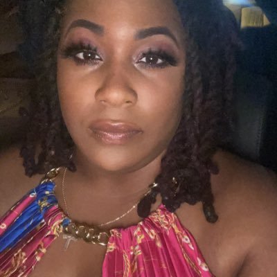 Miakoly's profile picture. instagram: shameekamiakoly vine: shameeka Williams follow me I follow back