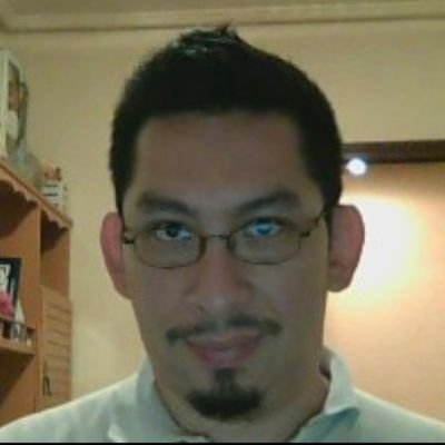 Robert231077's profile picture. 