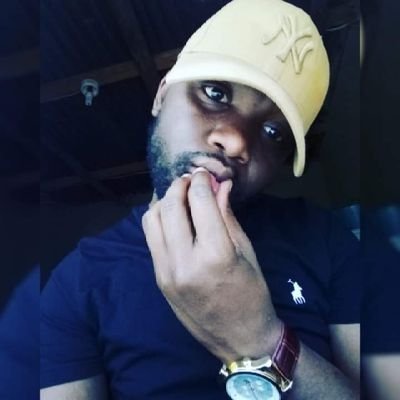 Old Account is suspended @BonganeRay Makhoba, Zungu, Sengwayo. @KaizerChiefs, @Liverpool & @RealMadrid