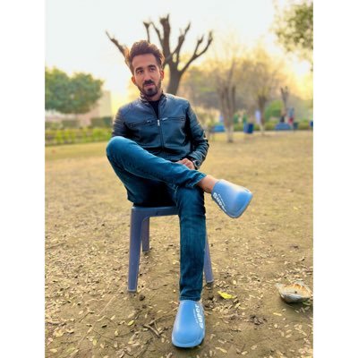 I follow back ✌
follow first 😍
follow fast 💨
who don't get follow back inbox for follow👍