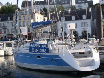 Bretagne Sud-Pointe du Raz
Croisières en voilier pour tous 
Location vacances
Déjeuner en escale croisière (fruits de mer)