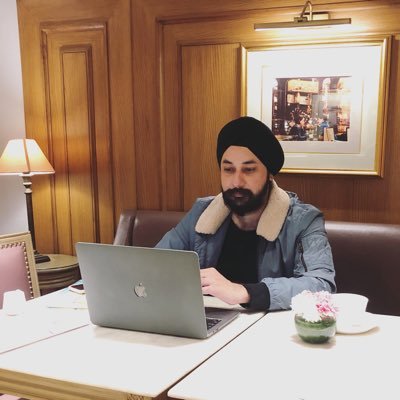 PrabhjotSK's profile picture. Concoction of Delhi & Kashmir with a strong tinge of Punjab and love for French & Spanish . Sikh. Creative. Bibliophile.iWrite; iSing(h), iLove; iTweet.
