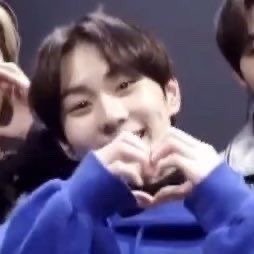 𖥻 there he is — sunghoon 💤 theres my favorite boy in the whole world. (ela/dela)
