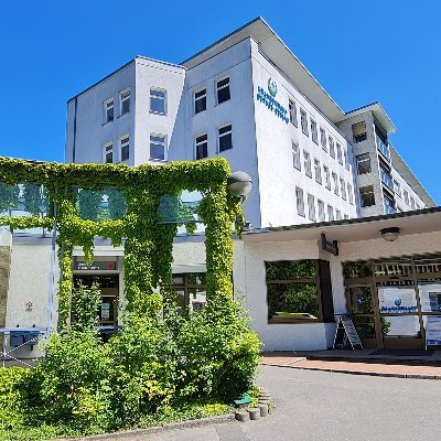 Das  Krankenhaus Bethel Berlin ist ein Notfallkrankenhaus mit 250 Betten. Modern, exklusiv, spezialisiert, diakonisch. Impressum: https://t.co/hQgUNLP9Vq