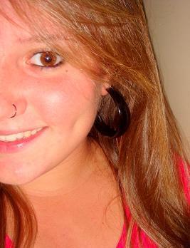 Capricorniana, 18 anos e Corinthiana :P haha.
