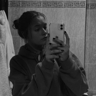 alba_arbesu's profile picture. ✌🏽🌙