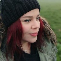 Explore with Zoe (@alignandadjust) 's Twitter Profile