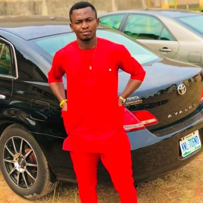 Evarist02677358's profile picture. My kind of person....