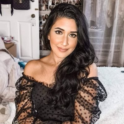 MiaaFrancesca's profile picture. 30 | Indian & British | Owner & Creative Director of Iconic Design | https://t.co/9Zs9wnTMnG