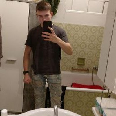 Rtl2L's profile picture. schlosser