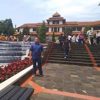 Ridwan (@ridwanhere) 's Twitter Profile