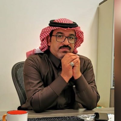 نتظاھرُ بـِ القوة ولكن بدآخلنا اوطانٌ تبكي لـِ ذكريات رحلوا أصحابُها . . الله يرحمك ياخوي @AbdullahAle1993