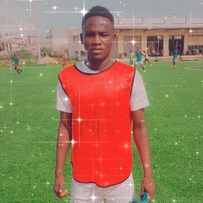 le foot ⚽ est ma passion
Lukita jr 💯