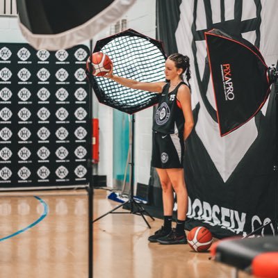 IssyBunyan's profile picture. https://t.co/BLynr3lnGv