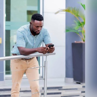 legendarymoves_'s profile picture. Music Marketer & Culture Strategist. I make artists unforgettable. Curating a label vision.  Enquiries: the10mplate@gmail.com