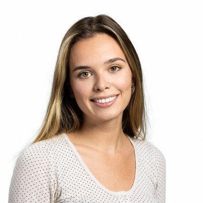 EllaCleary10's profile picture. 