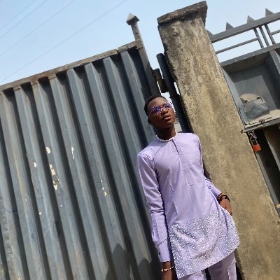 Geebee_A's profile picture. Botanist 🍀🌲| Plant Anatomist 🔬🧫🧪| Fashion designer 🧥|| Banker.