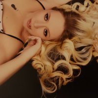 Nikki Roper - @NikkiRoper3 Twitter Profile Photo