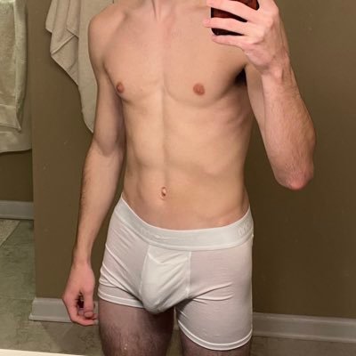19 | Bi | He/Him
I'm new to twitter :)
Femboy, Catboy, and Foxboy
Suggestive / NSFW content ahead