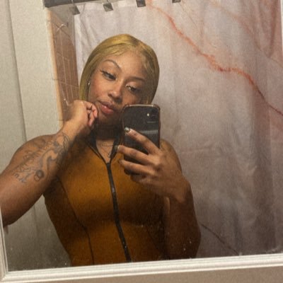 verydistinct's profile picture. Owner of Distinctive Beauty | all for love | 222