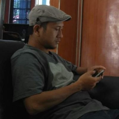 eassyboys's profile picture. 