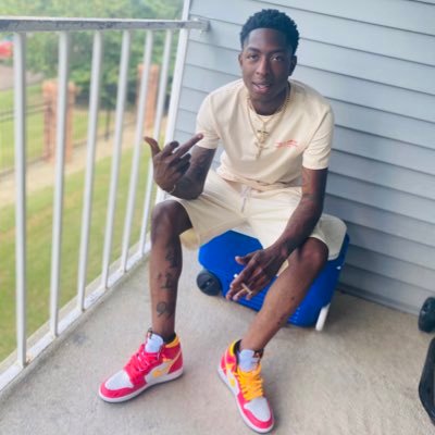 I’m Busy Wassup ❓💰📲 FMOIG: @__Johnwalll & Sc @Aye_JohnWall