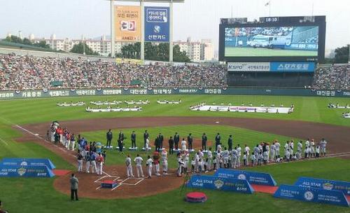 jejuoh8282's profile picture. 야구를 사랑하고 야구와 관련된 일을 하고 있으며 제주의 자연을 벗삼아 살고 있음. 취미는 산오르기, 야구인 만나기, 약초캐기