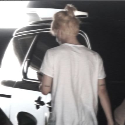 Zn_zenore's profile picture. 