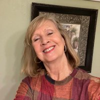 Donna Hammett - @DonnaHammett19 Twitter Profile Photo