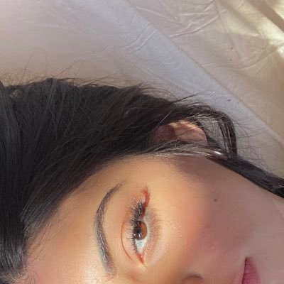 desdehbk's profile picture. 