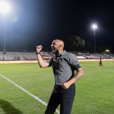 Husband, father and former footballer. Head Coach at Sacramento Republic FC.