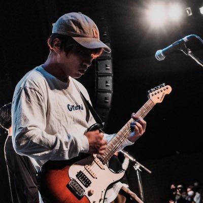 Guitarist.Songwriter @castaway_JP アイドル運営代表/作曲作詞 @chemicalx_jp Endorse:ESP🎸 DJ:DDJ-400 バックバンド:Payrin’s.不感症ヘビ苺/曲提供:PDS株式会社.爆裂女子.ゆらぴこ.キャンシロ.MMMなど like:⚽️🀄️🍻💻