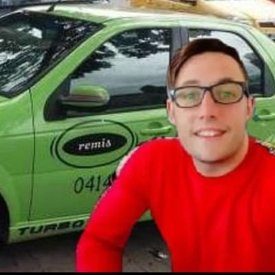 Splinteremisero's profile picture. Dueño y chófer de Remiserias Splinter
Disponible las 24 hs⏳
Viajes a todo el país🚕

No llevo chinardos, los cago a trompadas