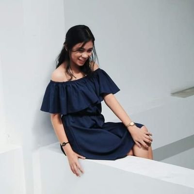 Yannnalang's profile picture. yep, maybe