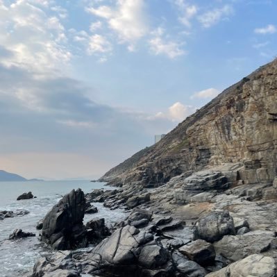 cryptotrader328's profile picture. 