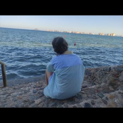 ireneprr's profile picture. Procuro ser mejor de lo que ya intento ser