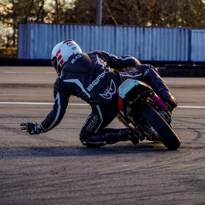 FZR250&TZM50R×2
ZZT231→ZN8 日光:41.623 TC2000:1'06.517 FSWS:36.058
2025JAF中部ジムカーナ選手権
Dクラスシリーズチャンピオン🏆️