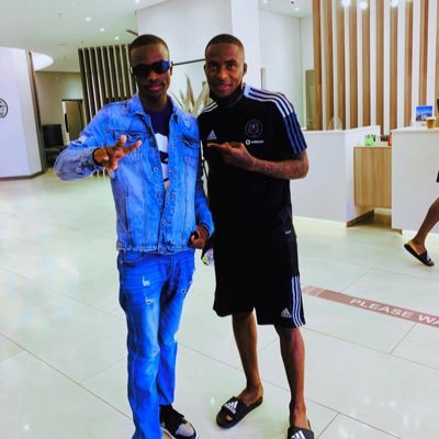 kinthuska's profile picture. 💯♥️