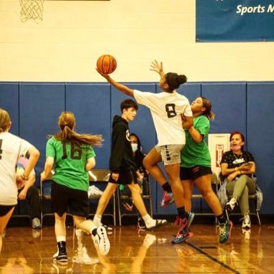 5’11 | 2023 | Chaminade Julienne| 17 yrs old| Basketball | Midwest Takeover AAU