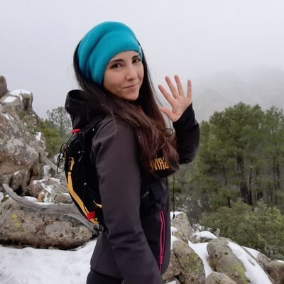 Diseñadora Gráfica e Ilustradora

🐐🌿 Trepallina, corremontes y alpinista de palo | Mitad 🇪🇸 🇧🇷 | La montaña como escuela contra la anorexia