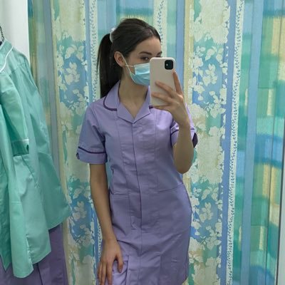 Children’s Nurse 👩🏻‍⚕️| Qualified 2020 🦠| Working on a busy children’s medical ward 🏥 | Bradford, UK 🇬🇧 | BSc Nursing Child 🎓 | Views are my own 😊