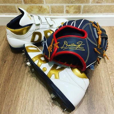 nitraider1119's profile picture. グラブ好きのちょいおっさん