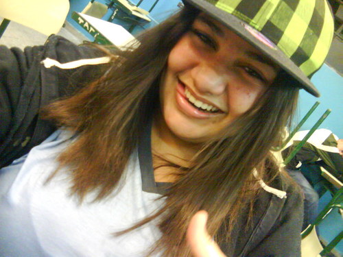 'A minha imagem' '.É você quem faz, mas a minha vida sou eu quem vivo.'        Quando eu te chamo no msn, é porque estou sentindo sua falta (: