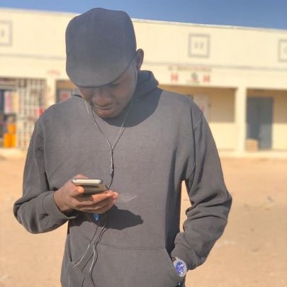 Sadiqueee202's profile picture. Cheating😂