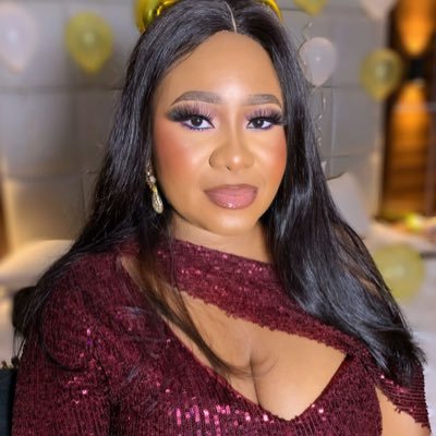 Philosopher/ MakeupArtist/Capricorn/MUFC Am real as I can be and trying to figure out this existence😊
