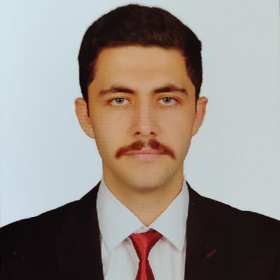 2018 Ankara Hukuk mezunu,
Atatürk Üniversitesi Hukuk Fakültesi Anayasa Hukuku Ana Bilim Dalı Ar. Gör.
İstanbul Hukuk Doktora öğrencisi